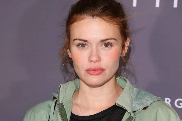 'Teen Wolf' 's Holland Roden Granted Entry Into Brazil After Being Detained at Sao Paulo Airport