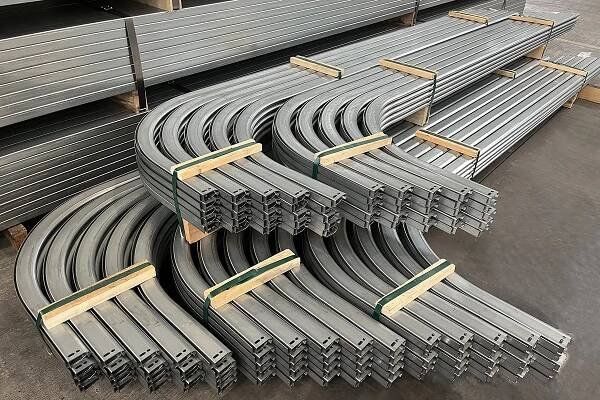 Garážové profily | METAL TRADE COMAX, a.s. 