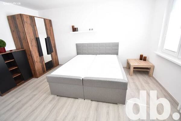 Pronájem Byt 1+1, Fibichova, Karlovy Vary - Stará Role