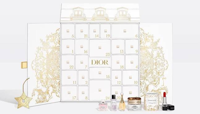 Potěšte své dětské já luxusním adventním kalendářem. Oslní vás nabídka Dior i Swarovski - Magazín módy a luxusu