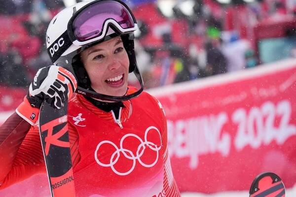 Alpskú kombináciu ovládli Švajčiarky, Shiffrinová opäť senzačne nedokončila