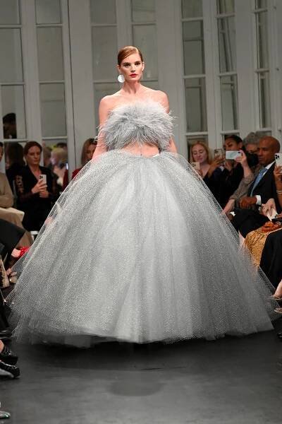 Christian Siriano went elegant.