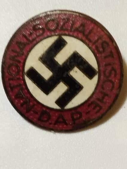 Odznak NSDAP - Vojenské sběratelské předměty