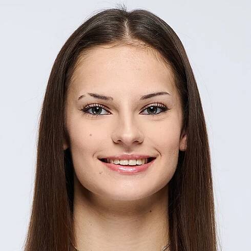Karolína Maňasová