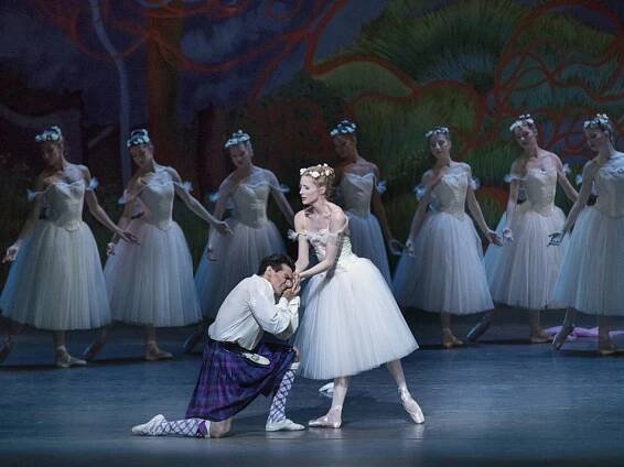 New York City Ballet: Evropský romantismus i americká moderna v jednom večeru