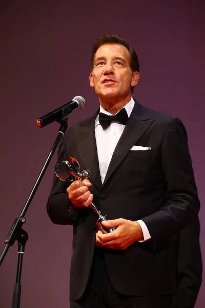 FOTO: Clive Owen převzal Cenu prezidenta MFF KV. – stránka 43