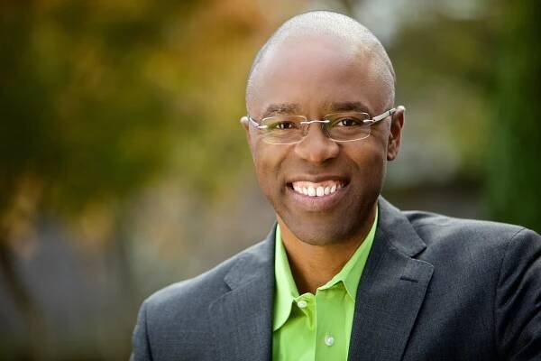 Greg-Bell-02.jpg