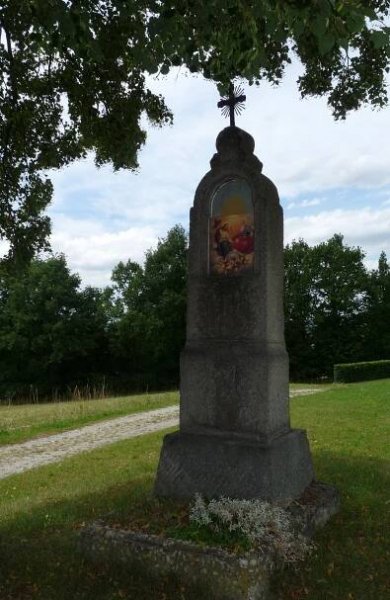 Soubor:Doubravice - boží muka.jpg – Wikipedie