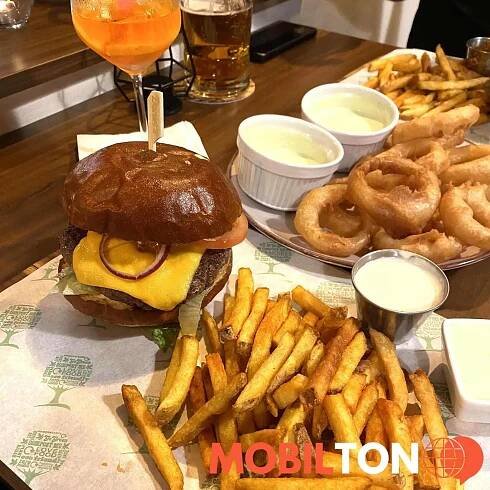 Daniel's Pub & Burger - Náměstí Bedřicha Hrozného 183 - hamburgerová restaurace v náměstí bedřicha hrozného 183