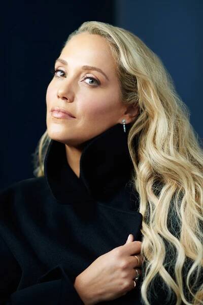 Image may contain Human Person Elizabeth Berkley Blonde Teen Kid Child and Face
