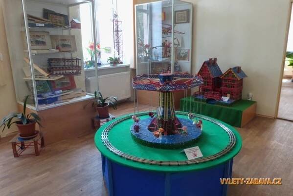 Muzeum stavebnice Merkur v Polici nad Metují