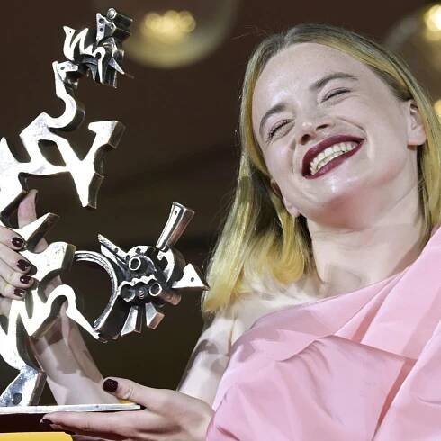 Auszeichnung für Luna Wedler und Marburg: Film „Silent Friend“ räumt in Venedig ab