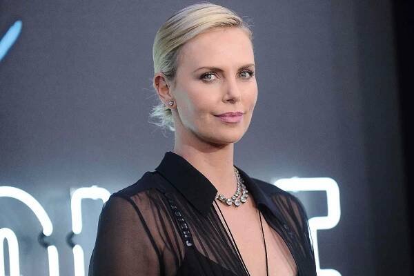 Charlize-Theron