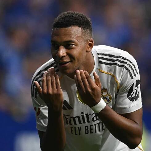 'Mbappe calls me every two hours' - Liverpool star opens up on Real Madrid transfer interest