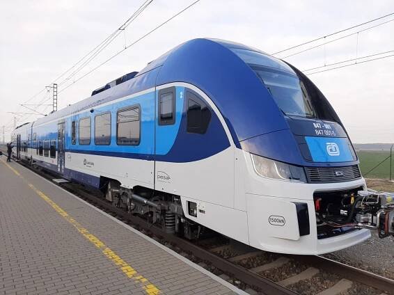 Prezentace nové motorové jednotky PESA 847 - Doprava Královéhradeckého kraje