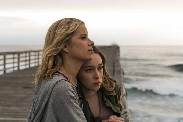 Herečka Kim Dickens lituje toho, že nedošlo k dlouho očekávanému shledání | Fear the Walking Dead (Živí mrtví: Počátek konce