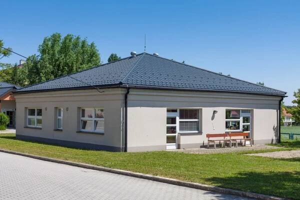 Opravy v areálu Domova pro osoby se zdravotním postižením Barborka Kroměříž - VW WACHAL a.s.