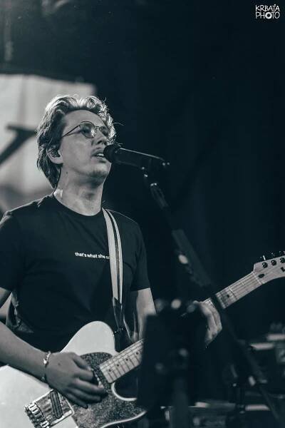 Podujatie Peter Cmorík & band | DKC Veritas - Multifunkčný priestor na kultúrne a spoločenské podujatia