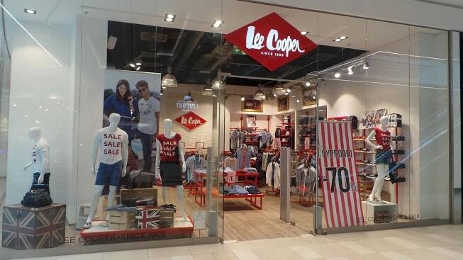 Řetězec se značkou Lee Cooper a Timeout nezvládá dluhy. Za úvěry ručí stát - Seznam Zprávy