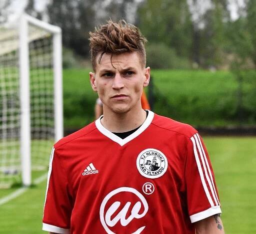 OBRAZEM: Derby jasně pro Hlubokou, v hlavní roli autor hattricku Tomáš Pecka
