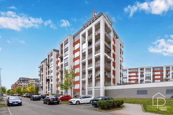 Pronájem Byt 1+kk, Sazovická, Praha 5 - Zličín