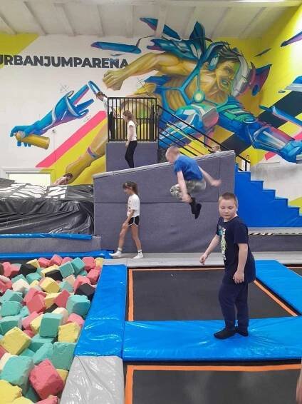 Základní škola Mnichovo Hradiště, Studentská 895, příspěvková organizace | Jump aréna Liberec