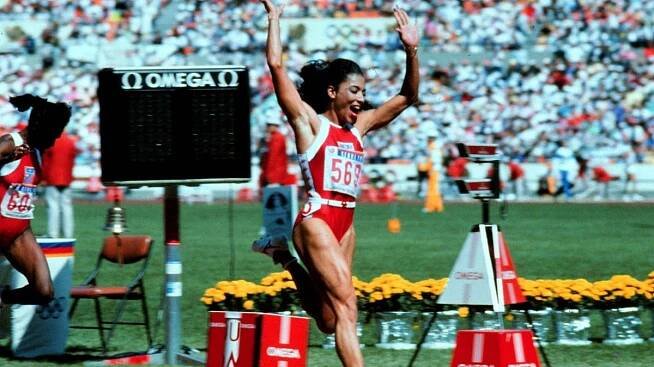 Čtvrt století od tragédie. Sprinterka Griffithová-Joynerová zemřela v pouhých 38 letech