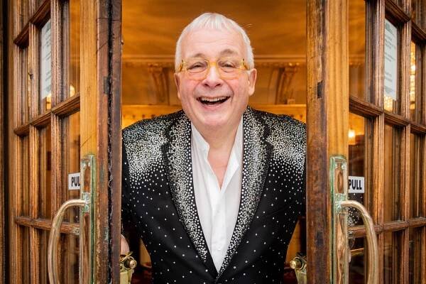 Christopher Biggins 