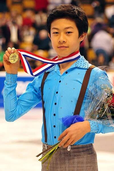 Soubor:Nathan Chen at the 2014 U.S. Figure Skating Championships (photo by Leah Adams).jpg – Wikipedie