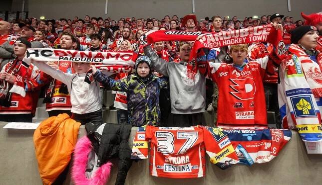 Změna v Dynamu. Sýkora vyletěl z trenérského bidla na židli sportovního ředitele