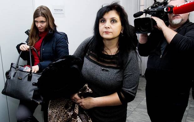 ‚Umře dřív, než zplodí syny.‘ Advokátka nedostane pokutu za slova proti velvyslanci, potvrdil soud