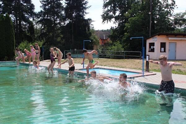 Koupaliště v Dolanech je nejlevnější, nyní tam čeká návštěvníky více novinek
