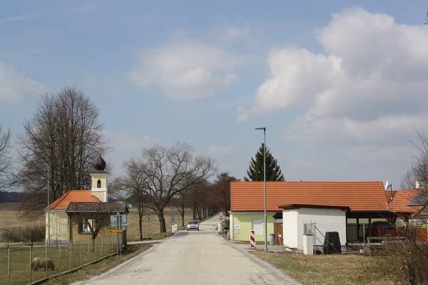 Vlkovice (Lišov)