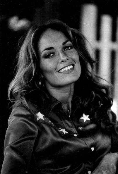 Catherine Bach, 1980.