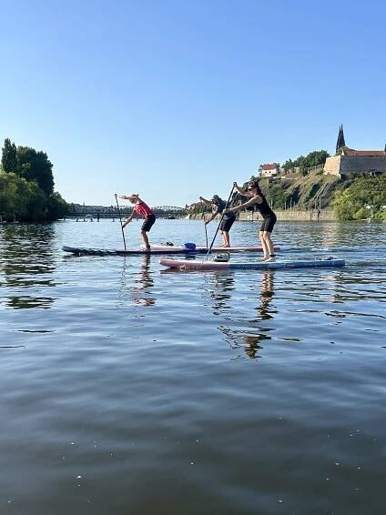 Odpoledne v centru Prahy na SUP - Paddleboard Guru