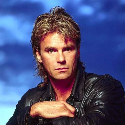 Richard Dean Anderson Website - Photo Gallery - MacGyver