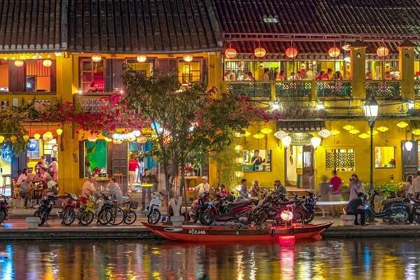 Hoi An Ancient Town - Night Market Street Food Tours By Night