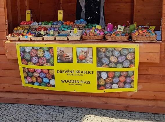 Vyškovské náměstí ožilo Velikonočními trhy. Podívejte, jak vypadá jejich nabídka