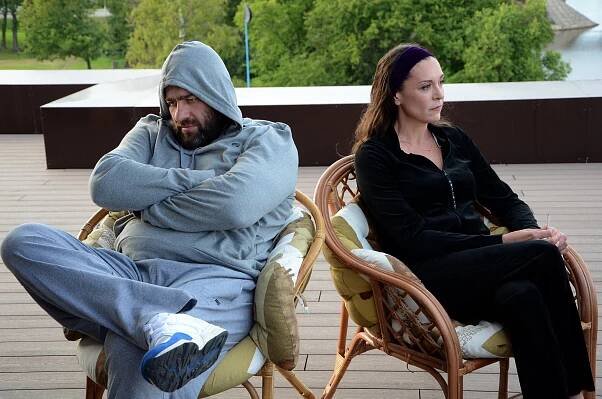 Těň - Z filmu - Michail Porečenkov, Oxana Bazilevič
