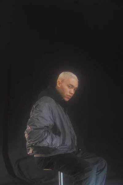 Rouven Maccario – Portfolio - Karl Kani Footwear