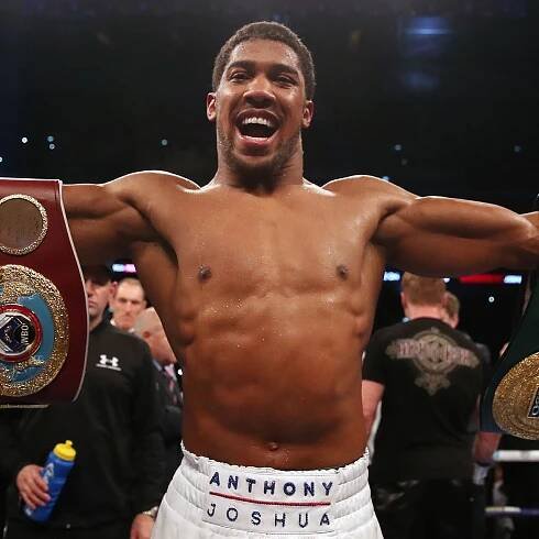 Anthony Joshua announces the No 1 name on his hit list