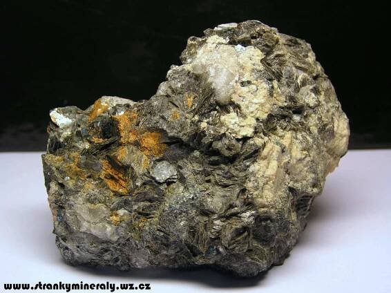 Osobní stránky sběratele minerálů a zkamenělin Jakuba Myslivečka