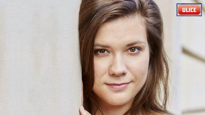 Alice z Ulice chystá vdavky: Sexy Eva Hacurová se provdá do slavné rodiny - Expres.cz