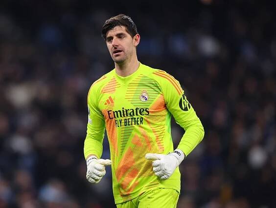 Thibaut Courtois of Real Madrid during a soccer match.