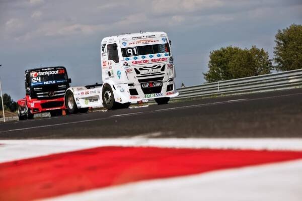 FIA ETRC míří se třinácti trucky do Mostu