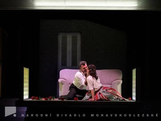 Luciano Mastro - životopis | Národní divadlo moravskoslezské