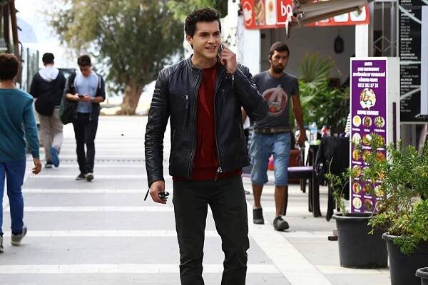Bodrum Masalı - Episode 15 (E15) (2016)