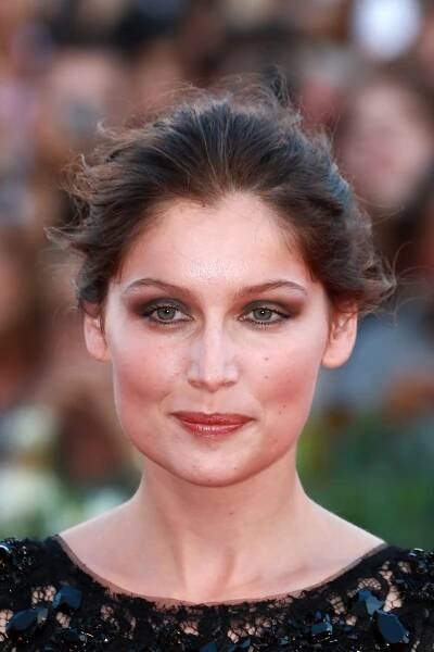 56 Celebrities With Beauty Mark (Moles)