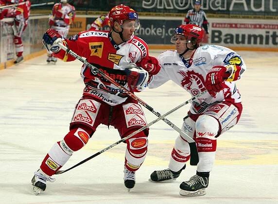 HC Slavia Praha - HC Oceláři Třinec - Slavia a Č. Budějovice začaly výhrou (2/7)