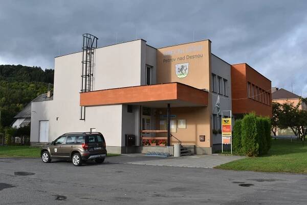 Petrov nad Desnou: Novinky na železnici, klíčová ale bude stezka podél silnice